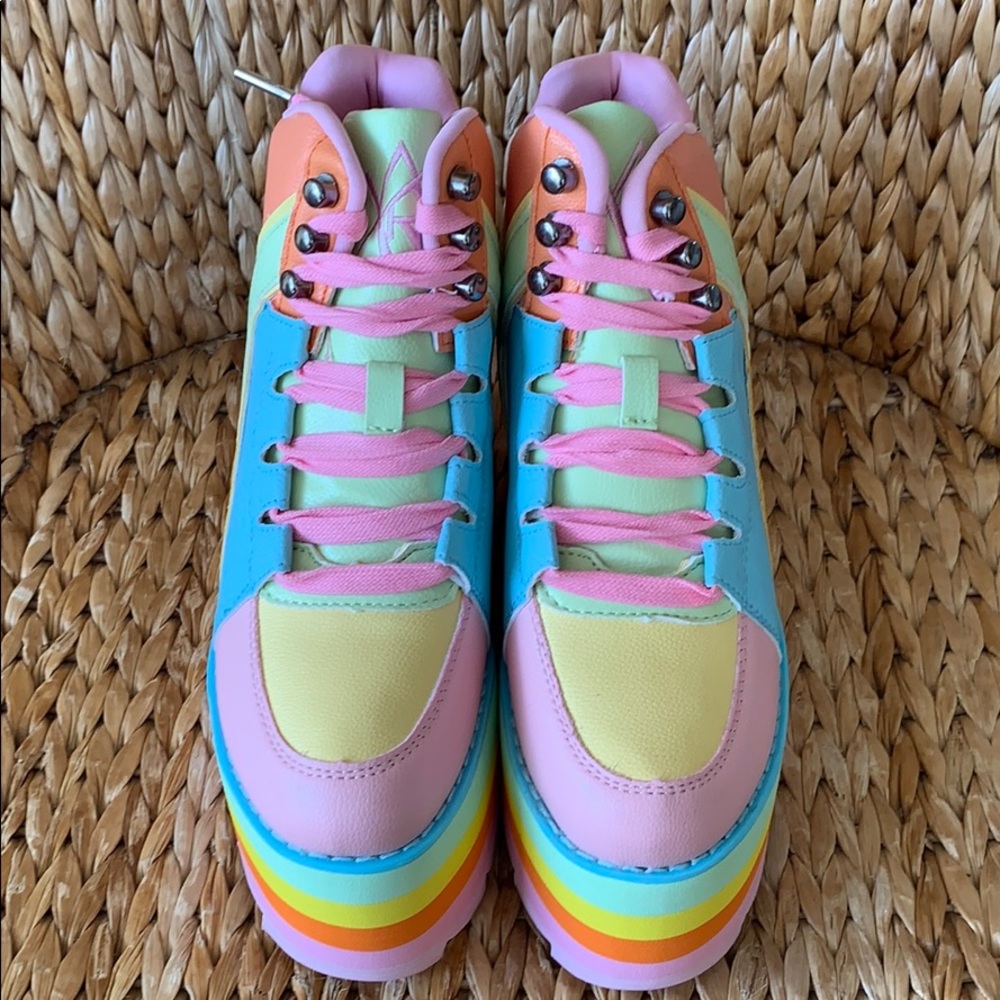 💕NIB YRU Qozmo Pastel Platform Sneakers💕 - Picture 4 of 7
